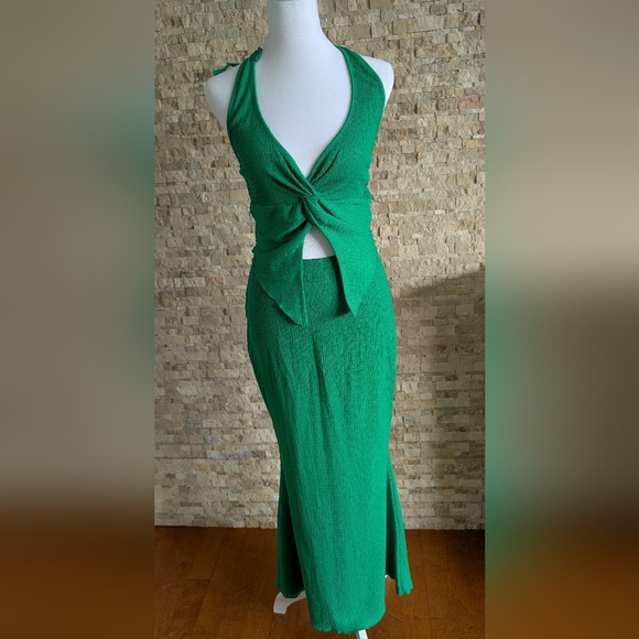 None Dresses & Skirts - Resortwear Summer Vacation Coord Set Midi Skirt Halter Top Smocked Crop Green M